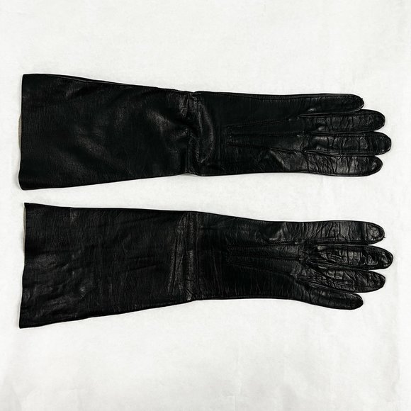 Sophisticated Black Leather Women's Gloves - Picture 3 of 3